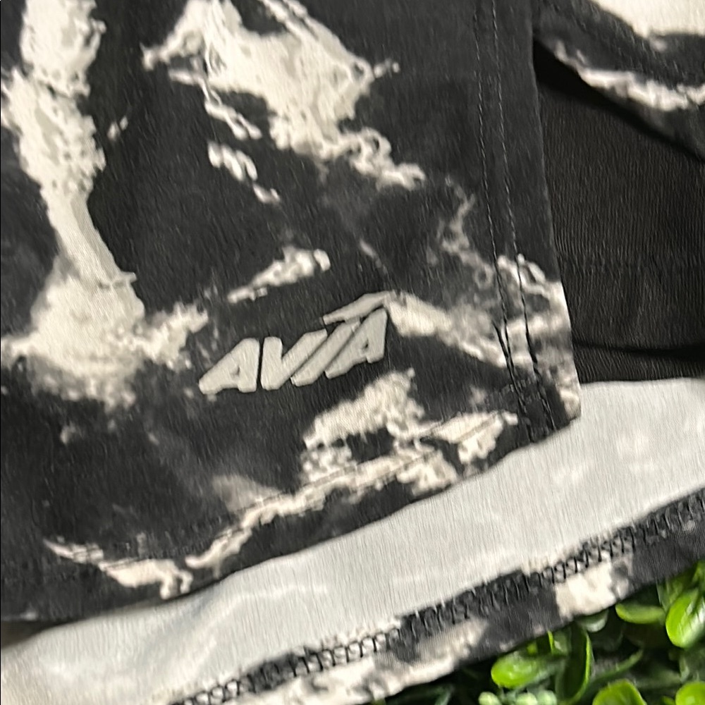 Avia Marble Patterned Athletic Shorts - Picture 6 of 8